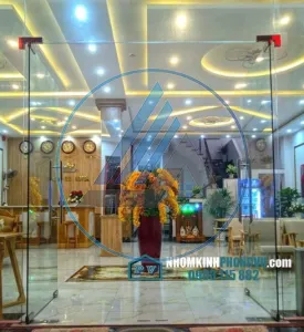 Kính cường lực cho khách sạn - resort
