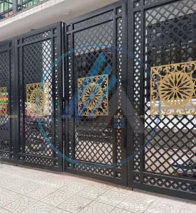 Mẫu cửa sắt CNC hoa văn đẹp