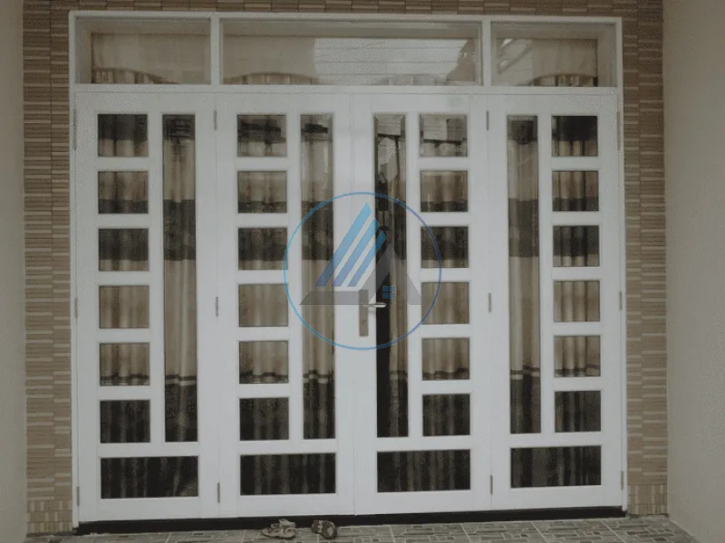 cửa sắt kết hợp kính cường lực